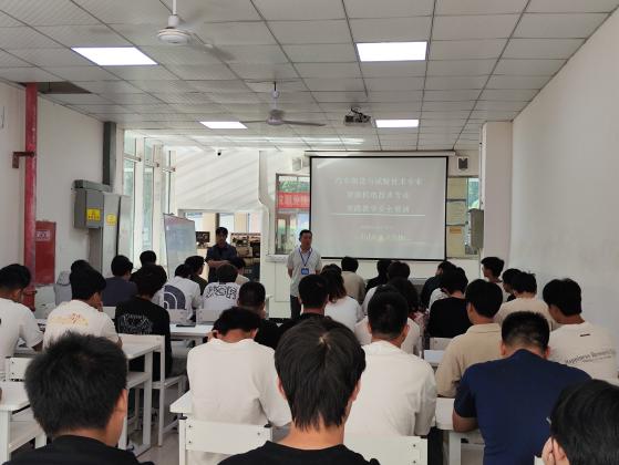 深化產(chǎn)教融合，錘煉專(zhuān)業(yè)技能——我院學(xué)子赴沃爾沃汽車(chē)臺(tái)州工廠實(shí)踐教學(xué)紀(jì)實(shí)與啟示